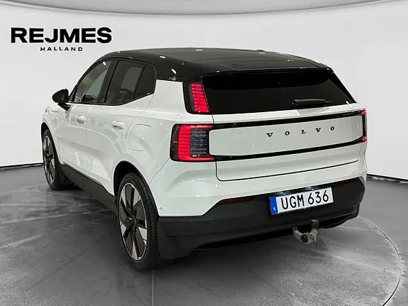 Volvo Ex30 2024 photo 2