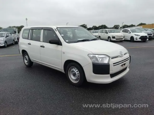 Toyota Succeed Van
