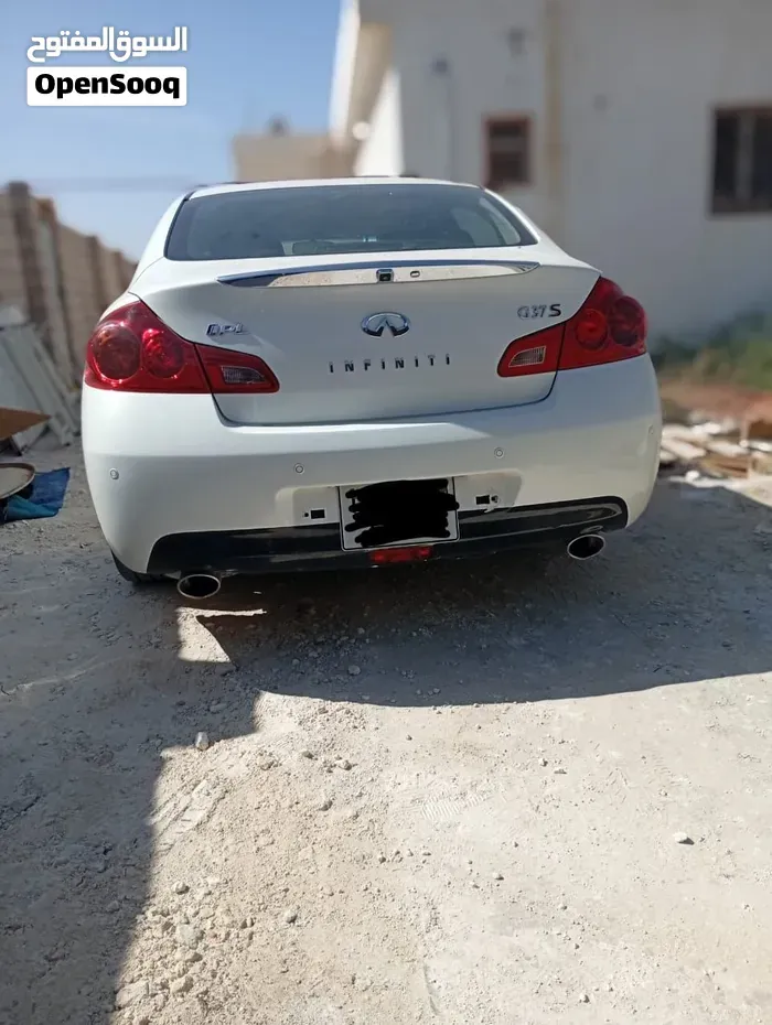 Infiniti G37 2009 photo 2