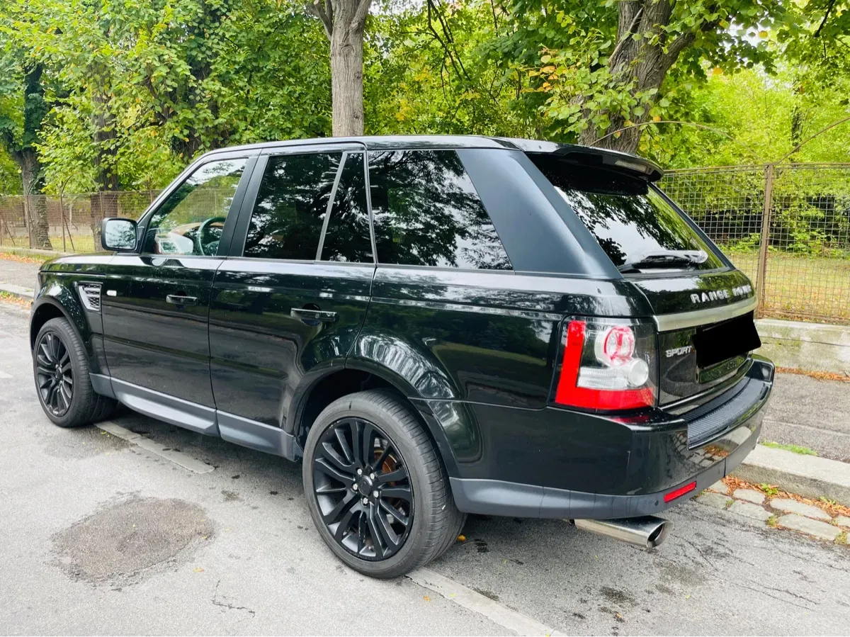 Land Rover Range Rover Sport 2012 photo 2