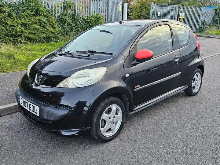 Peugeot 107 2007 photo 2