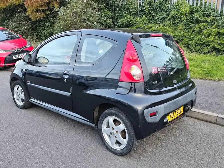 Peugeot 107 2007 photo 3