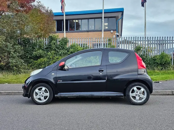 Peugeot 107 2007 photo 4