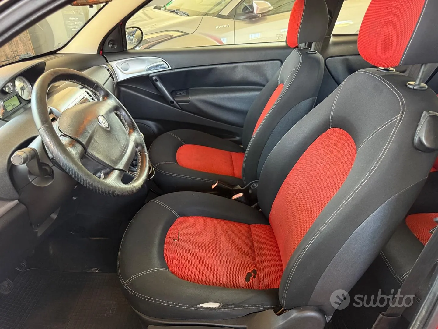 Lancia Ypsilon 2006 photo 4
