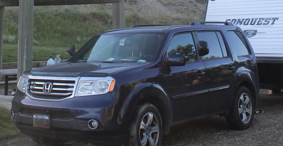 Honda Pilot 2014 photo 2