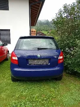 Skoda Fabia 2010 photo 2
