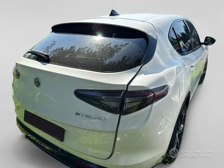 Alfa Romeo Stelvio 2024 photo 4
