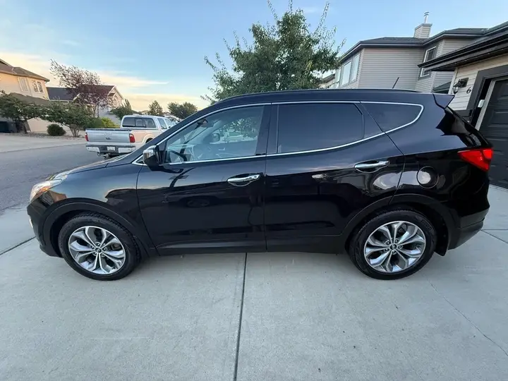 Hyundai Santa Fe 2015 photo 2