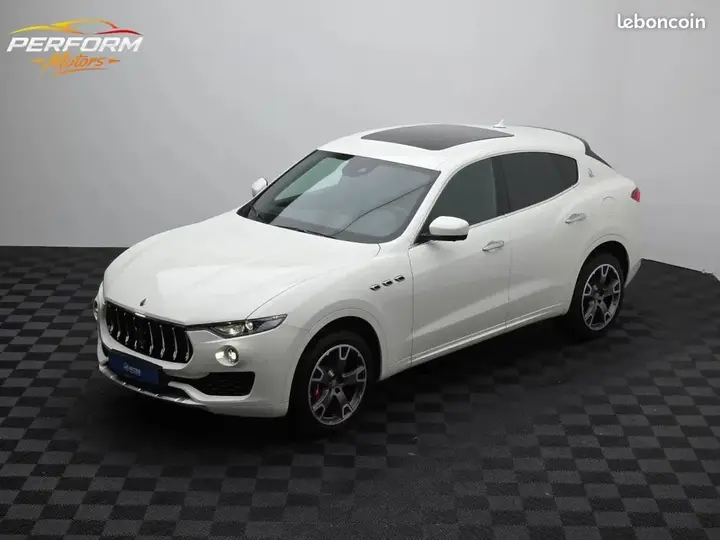 Maserati Levante 2016 photo 3