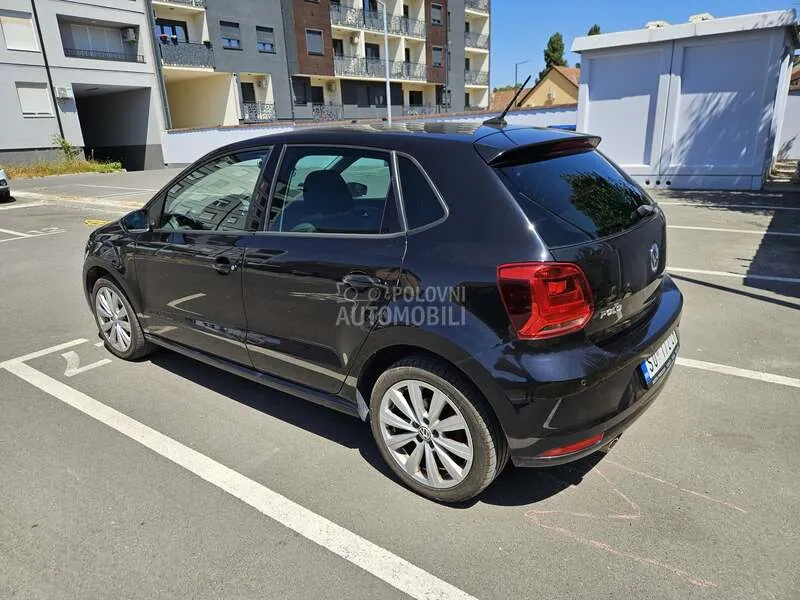 Volkswagen Polo 2014 photo 3