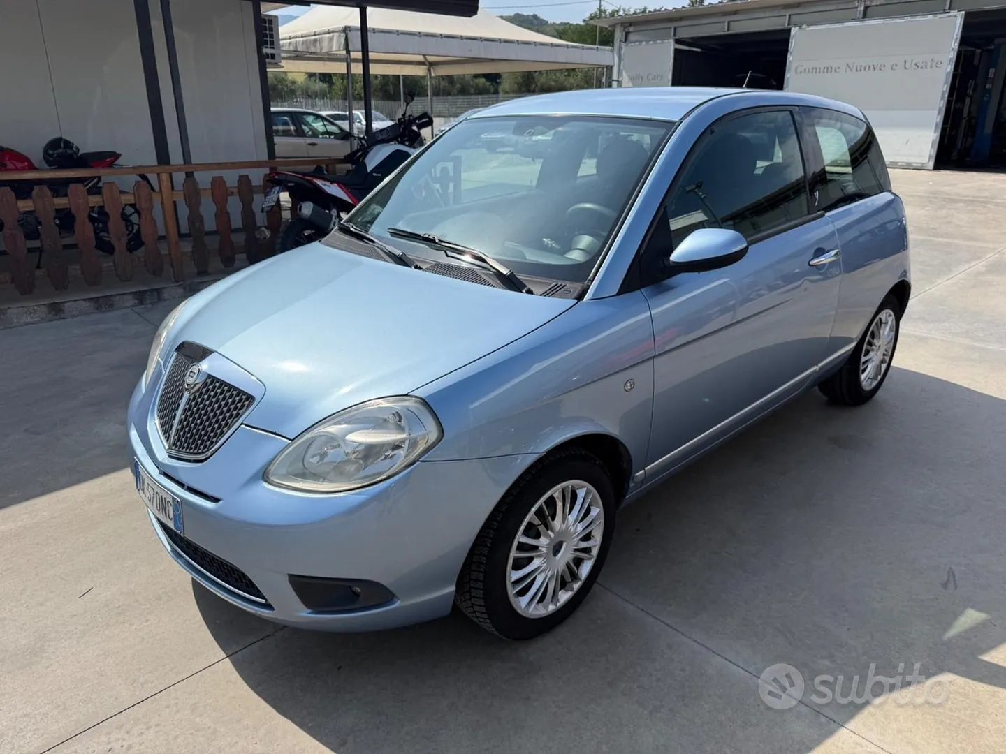 Lancia Ypsilon