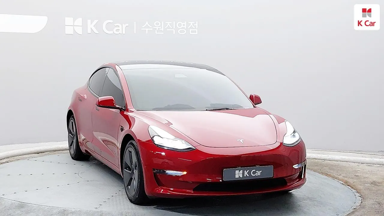 Tesla Model 3 2022 photo 3
