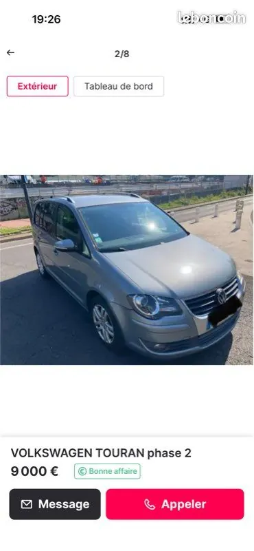 Volkswagen Touran 2010 photo 2