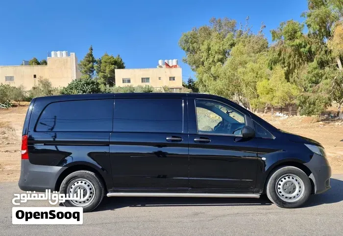 Mercedes-Benz V-Class 2016 photo 3
