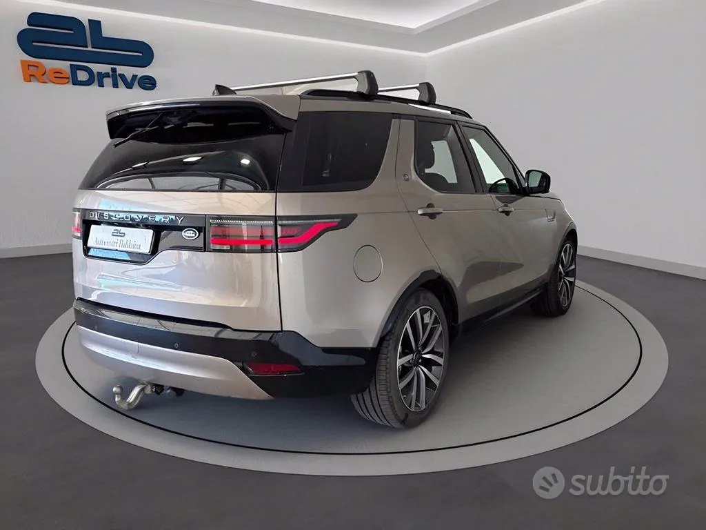 Land Rover Discovery 2021 photo 4