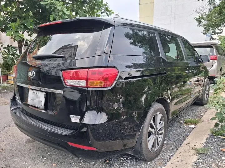 Kia Sedona 2018 photo 3