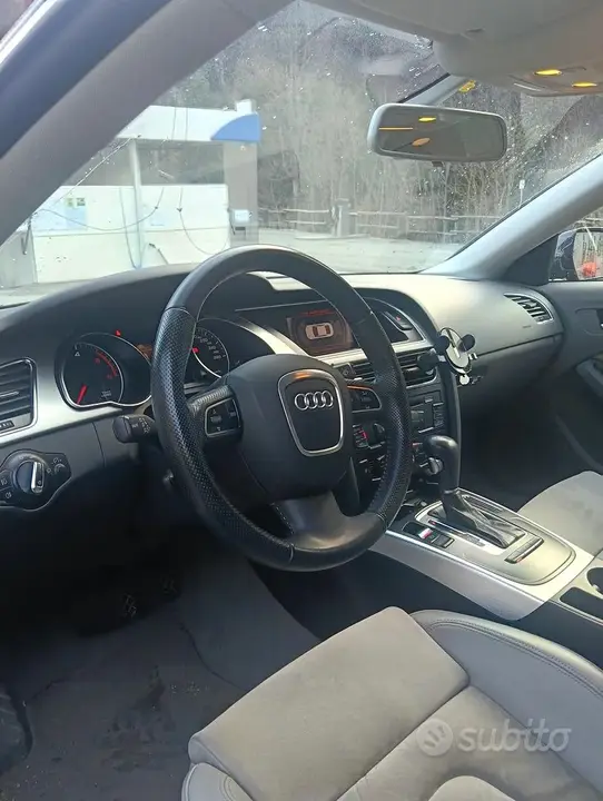 Audi A5 2011 photo 5
