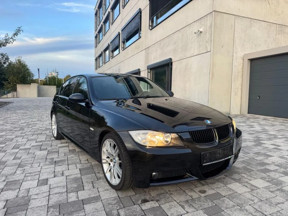 BMW 318I