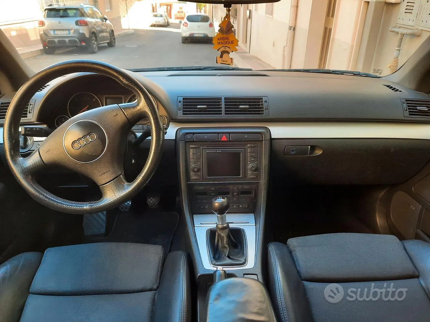 Audi A4 2002 photo 4