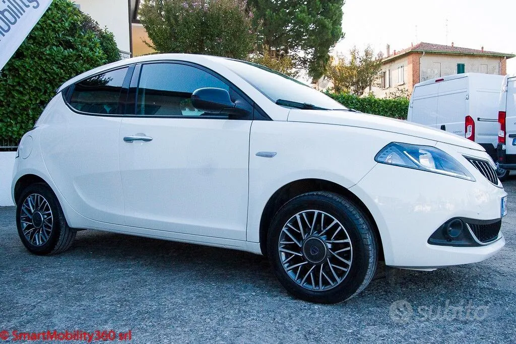 Lancia Ypsilon 2023 photo 3