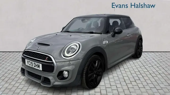 Mini Cooper S 2019 photo 3