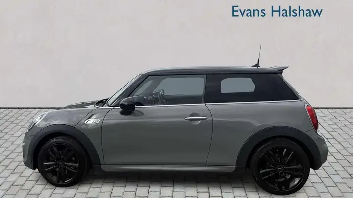 Mini Cooper S 2019 photo 4