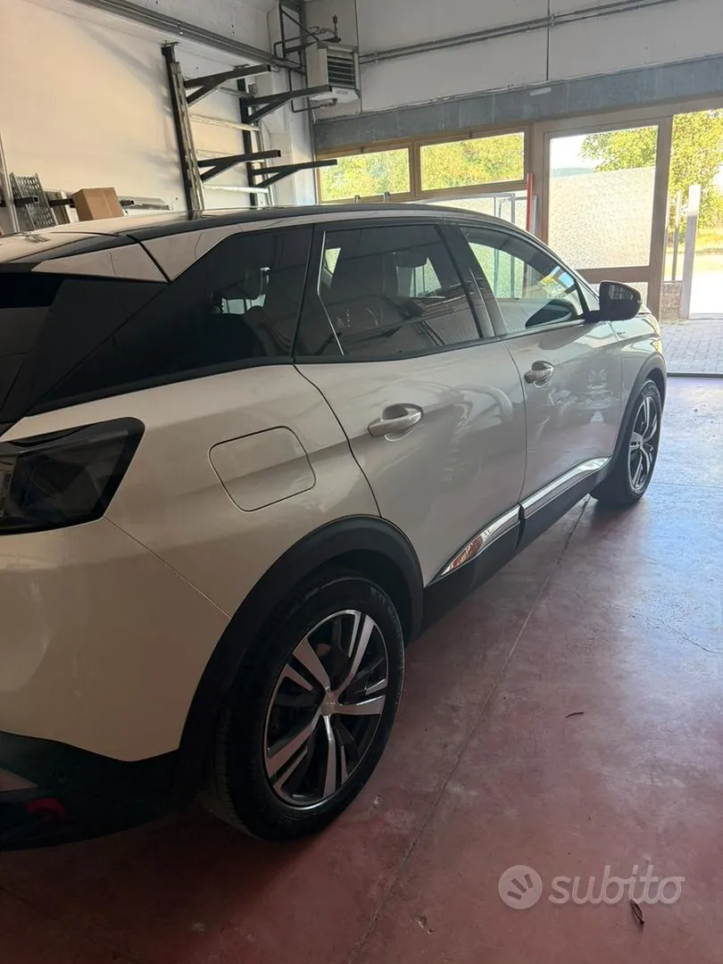 Peugeot 3008 2022 photo 2