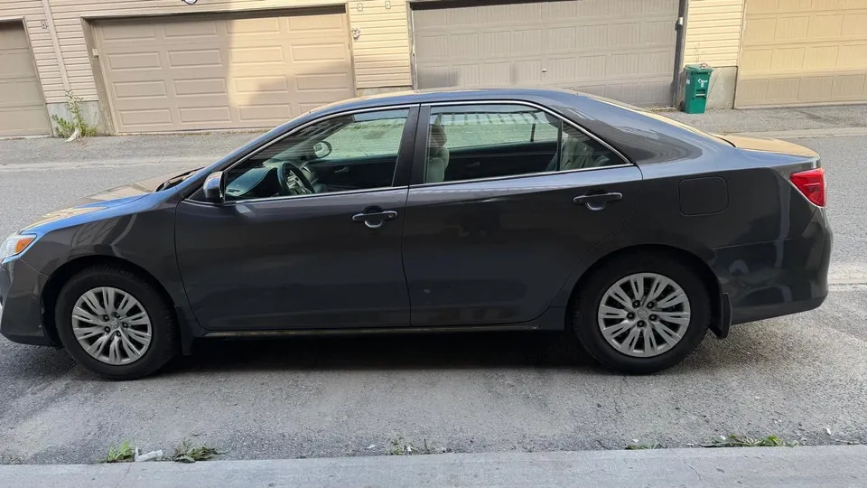 Toyota Camry 2012 photo 3