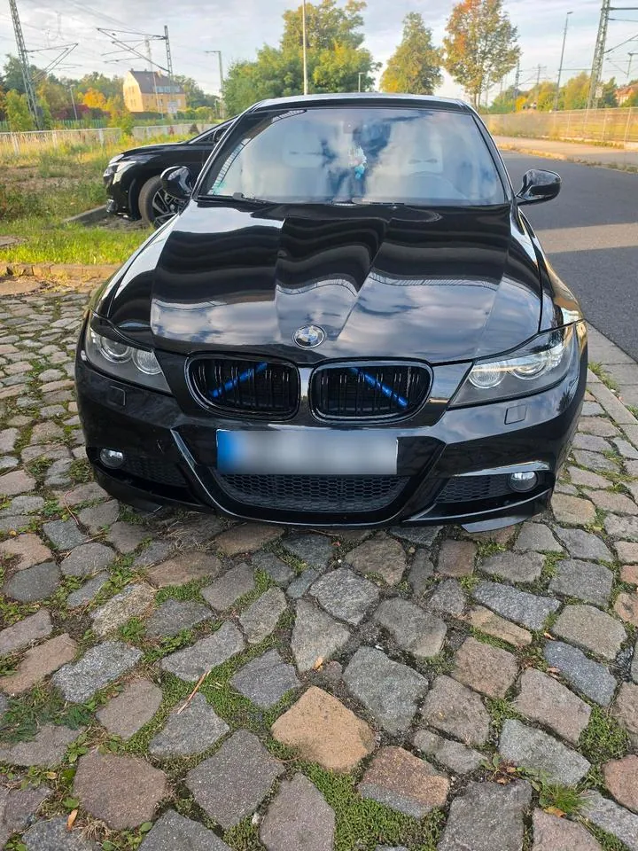 BMW 320I