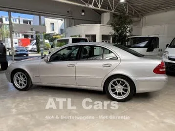 Mercedes-Benz E-Class 2002 photo 3