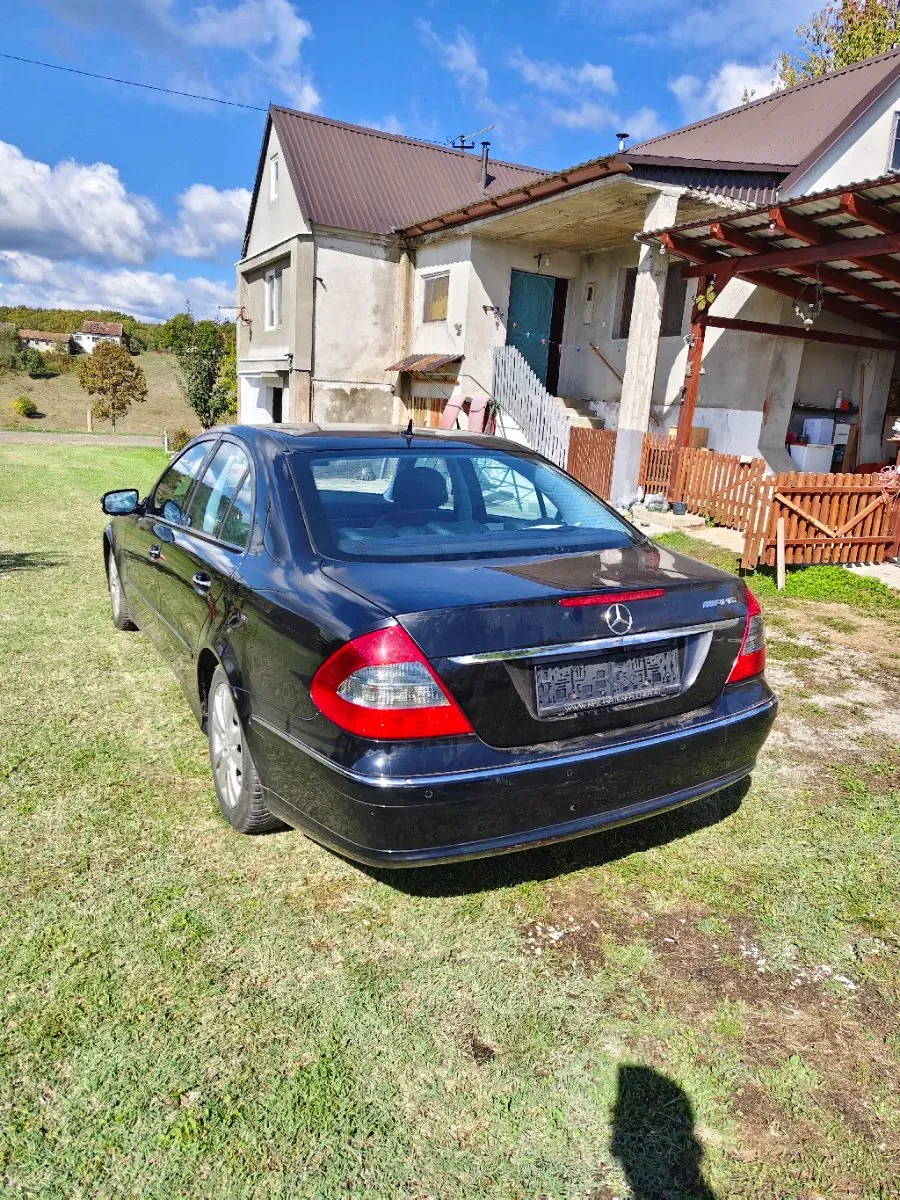 Mercedes-Benz E-Class 2007 photo 3