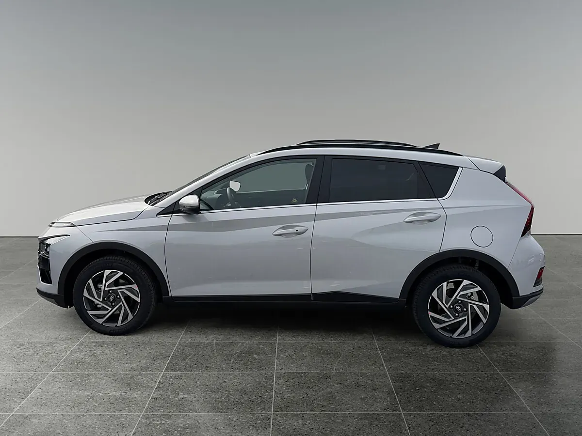 Hyundai Bayon photo 2