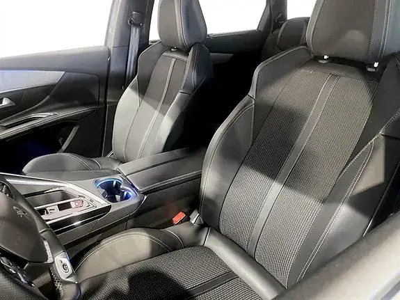 Peugeot 5008 2024 photo 5