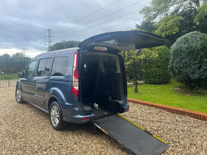 Ford Grand Tourneo Connect