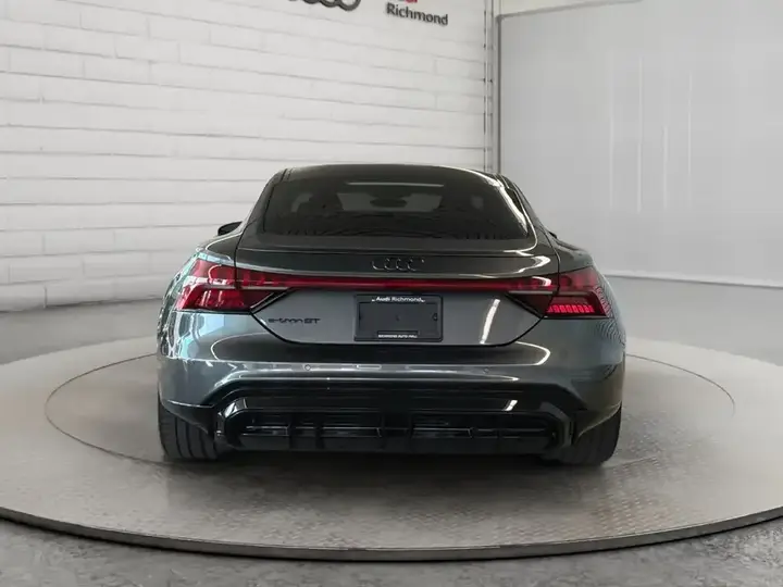 Audi E-Tron Gt 2023 photo 4