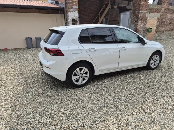 Volkswagen Golf 8 2021 photo 4