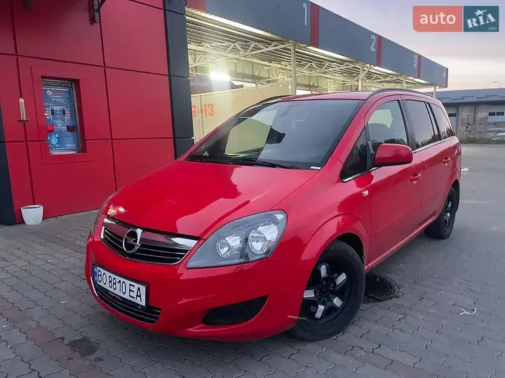 Opel Zafira 2011 photo 4