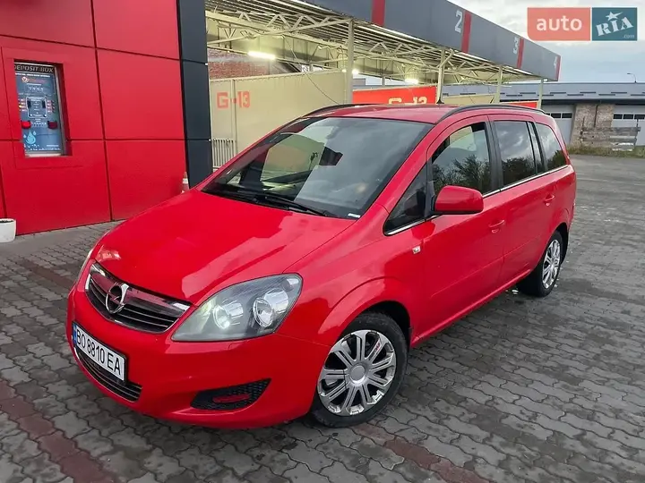 Opel Zafira 2011 photo 3
