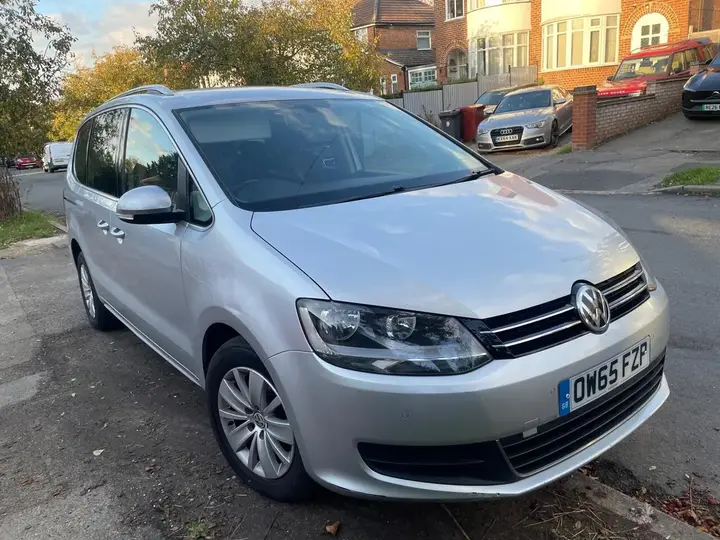 Volkswagen Sharan 2016 photo 2