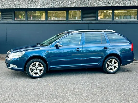 Skoda Octavia 2013 photo 5