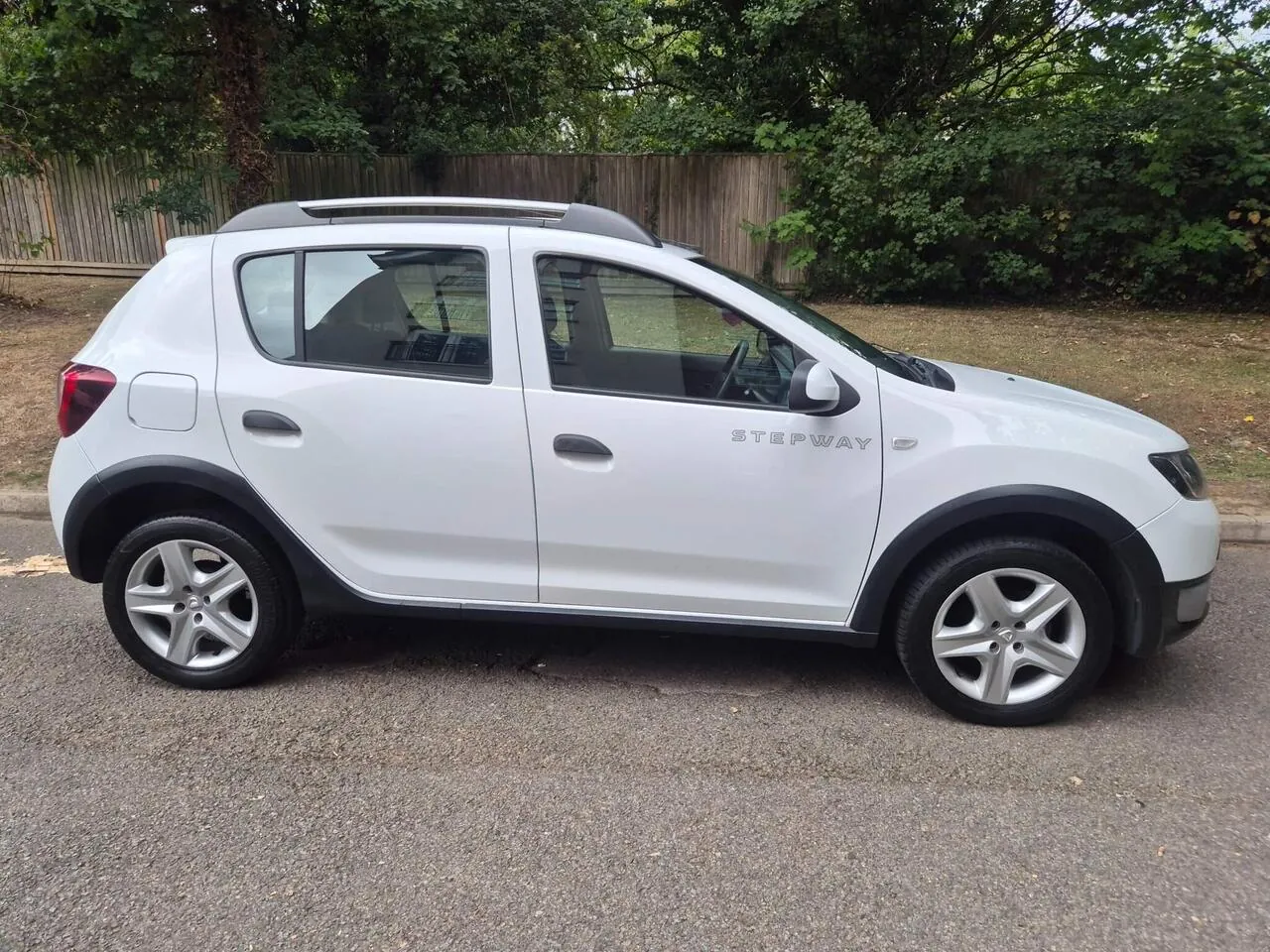 Dacia Sandero Stepway 2014 photo 2