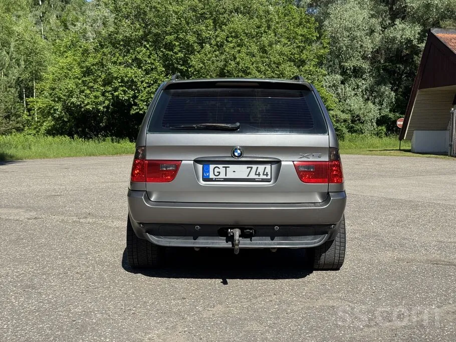 BMW X5 2005 photo 2