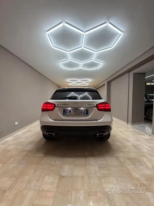 Mercedes-Benz Gla 2017 photo 4