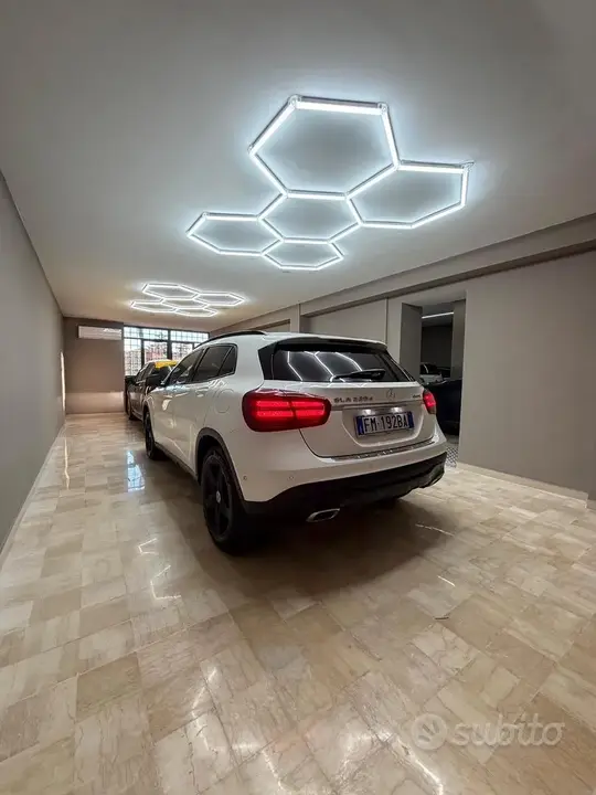 Mercedes-Benz Gla 2017 photo 5
