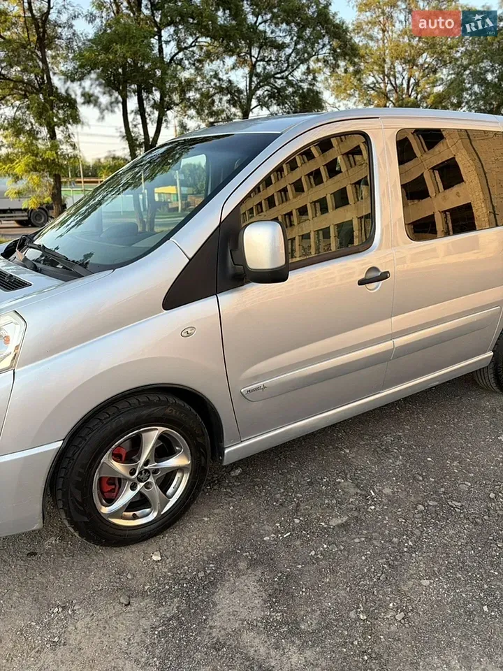 Peugeot Expert 2009 photo 3
