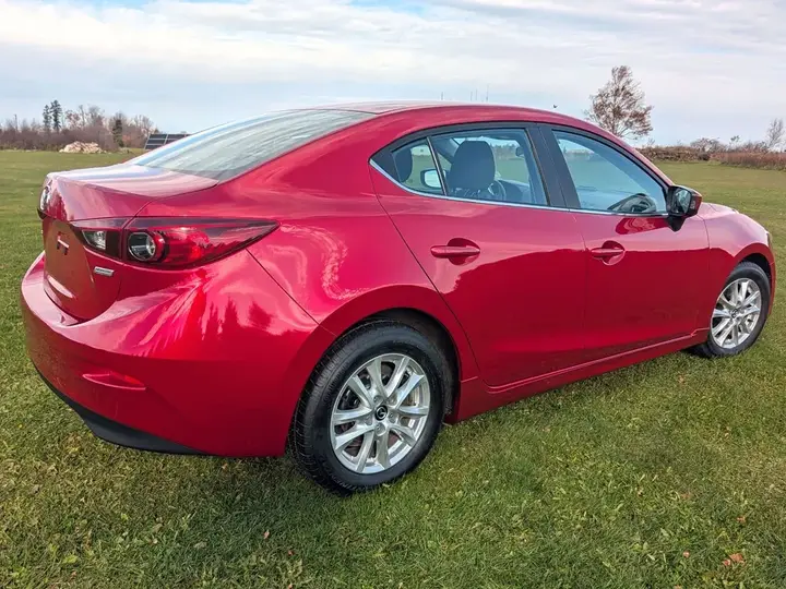Mazda 3 2016 photo 5