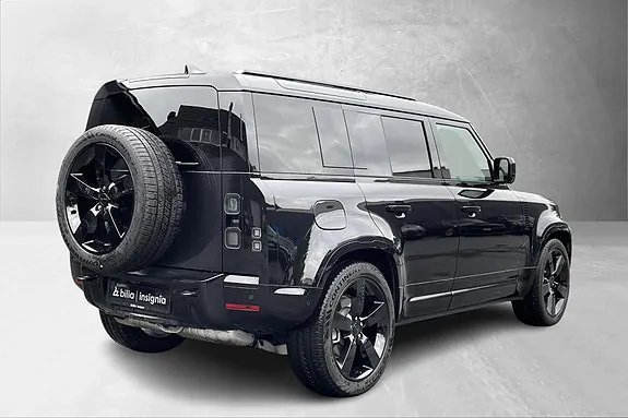 Land Rover Defender 110 2026 photo 4