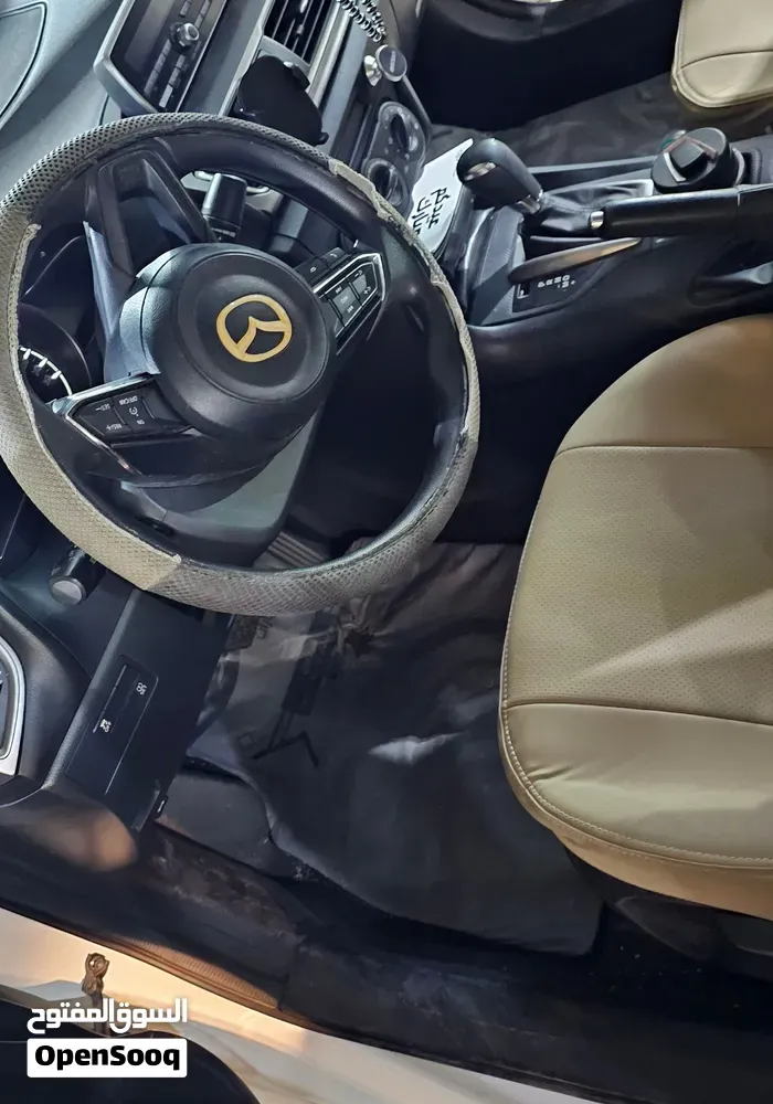 Mazda 3 2017 photo 3