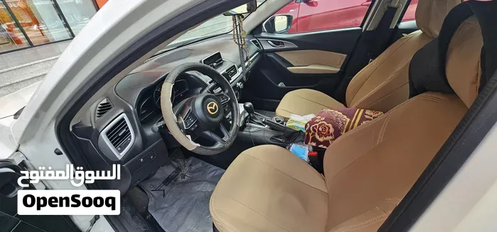 Mazda 3 2017 photo 4