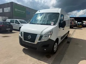 Nissan Nv400